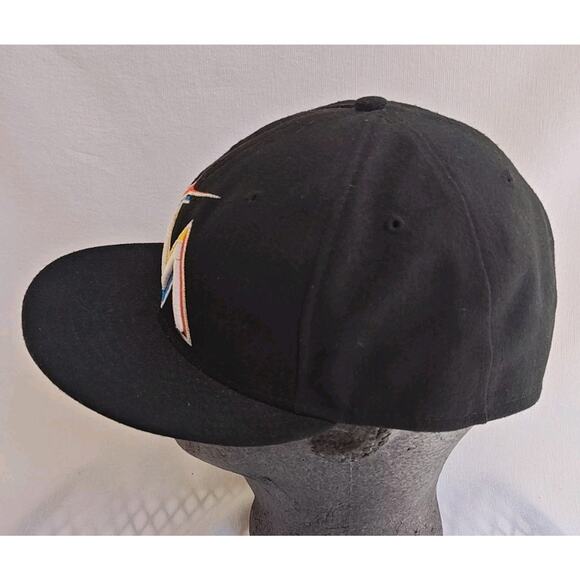 Miami Marlins MLB New Era 59Fifty Fitted Baseball Hat Size 8 On Field For player - Picture 2 of 12